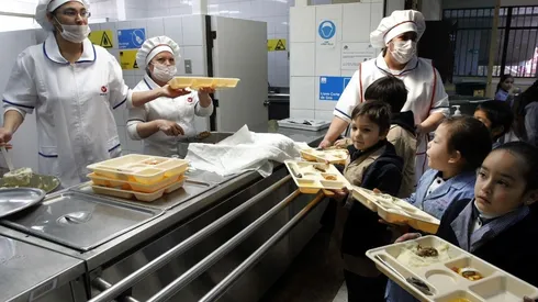 Junaeb descarta que estudiantes queden sin alimentación