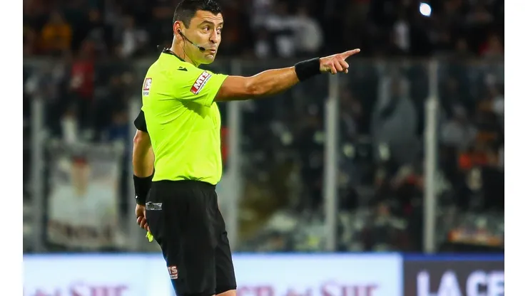 Roberto Tobar mostró arrepentimiento por una funa a un juez del fútbol amateur.
