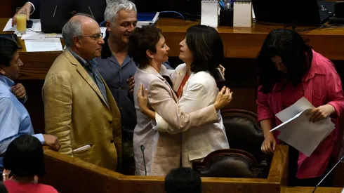 Rechazan acusación constitucional contra ex ministra Ríos