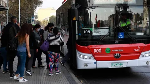 Gobierno anuncia congelamiento en precio del transporte ¿Cuándo sube?