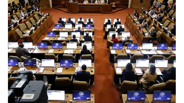 ¿Quiénes son los 12 expertos eligidos por el Congreso?