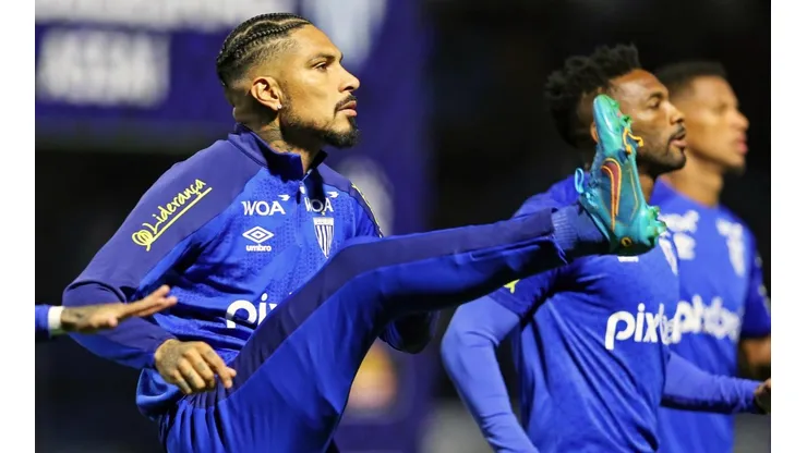 Paolo Guerrero jugó la última temporada en el Avaí