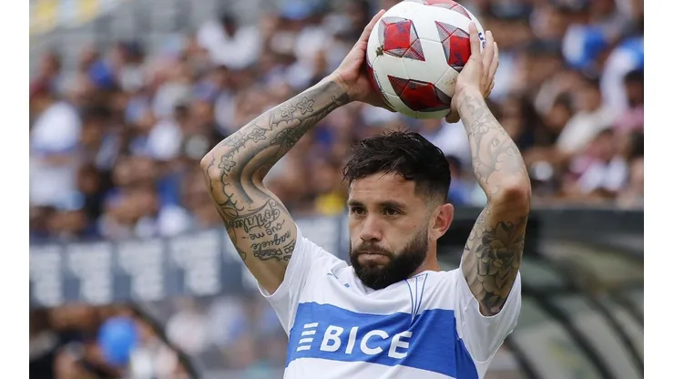La UC se va de Santa Laura por el mal estadio del césped.