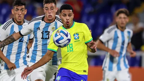 Brasil aprovechó las licencias de Argentina y la Albiceleste quedó al borde del precipicio