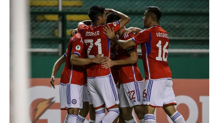 Chile necesita sumar de a tres para seguir soñando con el Mundial.