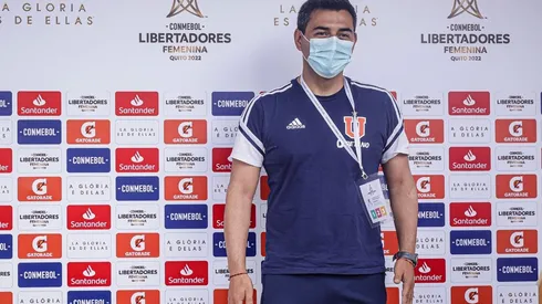 Carlos Véliz deja de ser DT de la U de para la temporada 2023