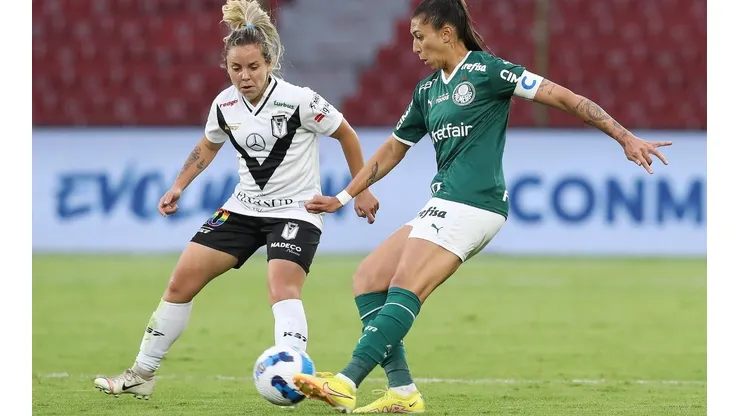 Nico Fajre anticipa su llegada a la U luego de despedirse del Chago