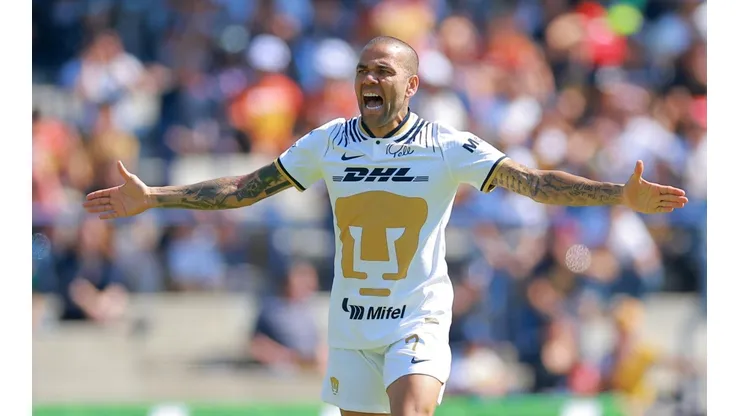 Dani Alves no jugará más en los Pumas de México.