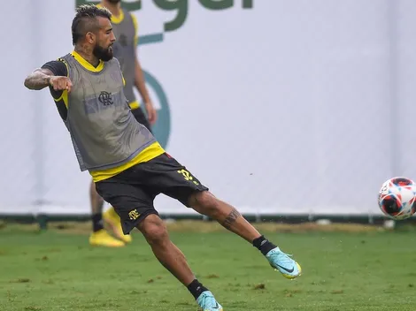 Vidal sigue fuera: goleada de Flamengo con Pulgar titular