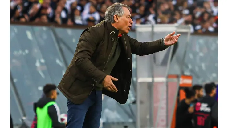 Holan explicó que a Pipe Gutiérrez lo hacía entrenar aparte para evitar una lesión