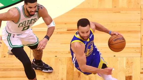 Stephen Curry dejó la mejor postal ante Jayson Tatum, pero la victoria fue para Boston Celtics