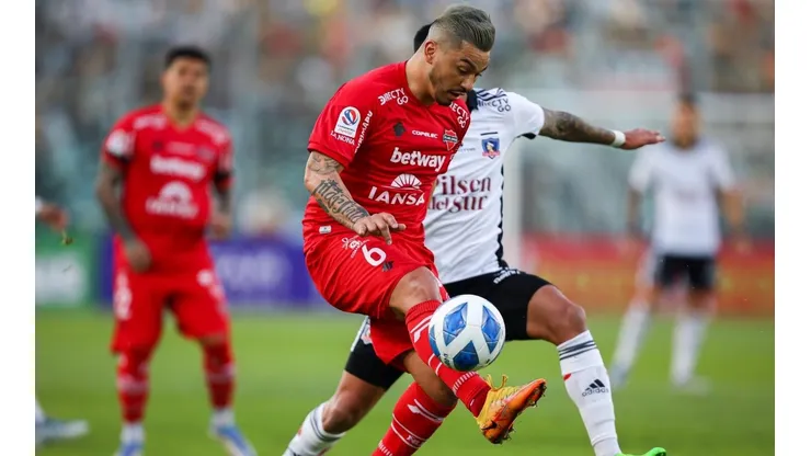 Reyes seguirá en Ñublense durante el 2023