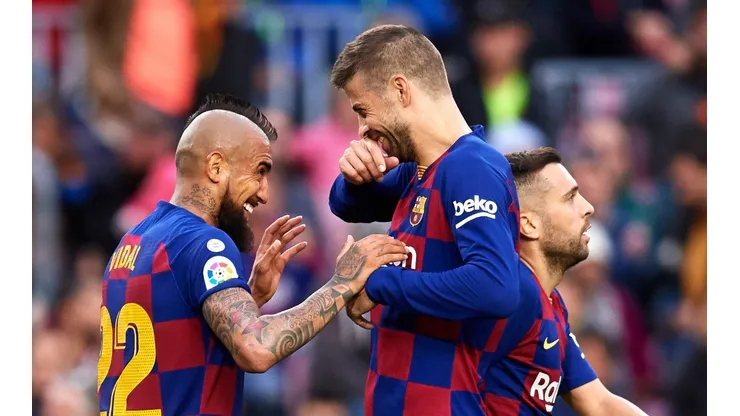 Vidal y Piqué compartieron en el Barcelona