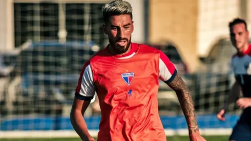 Lucero ya entrena con su nuevo club en Brasil.