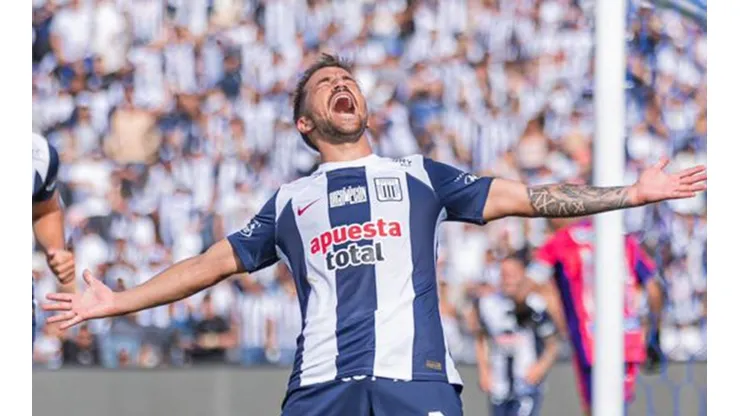 El debut oficial de Costa se complicó