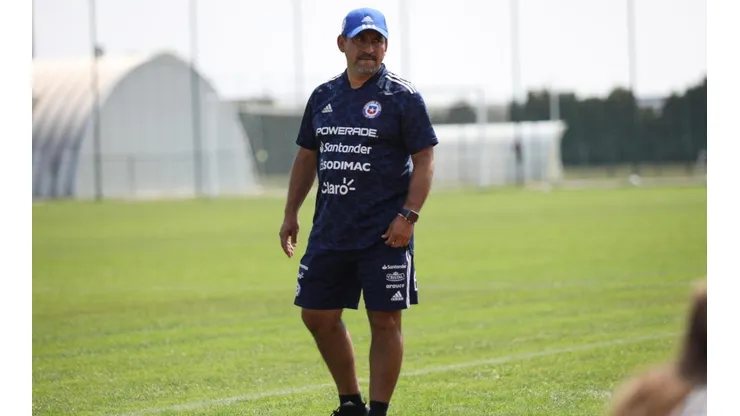 DT Andrés Aguayo es despedido de la Roja Fem Sub 20