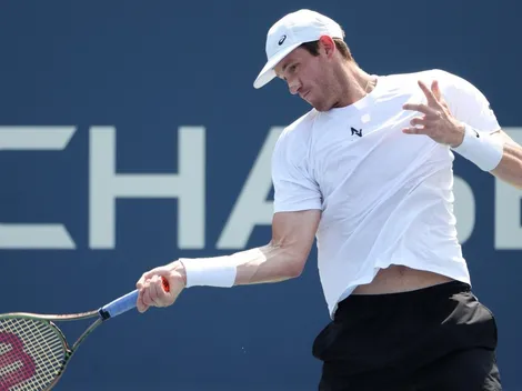 Nico Jarry arrasa con el 27° del mundo en Australia