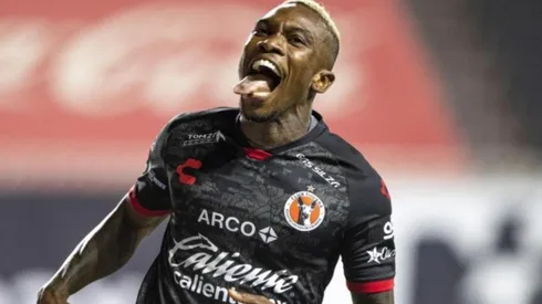 Castillo llega proveniente de Xolos de Tijuana