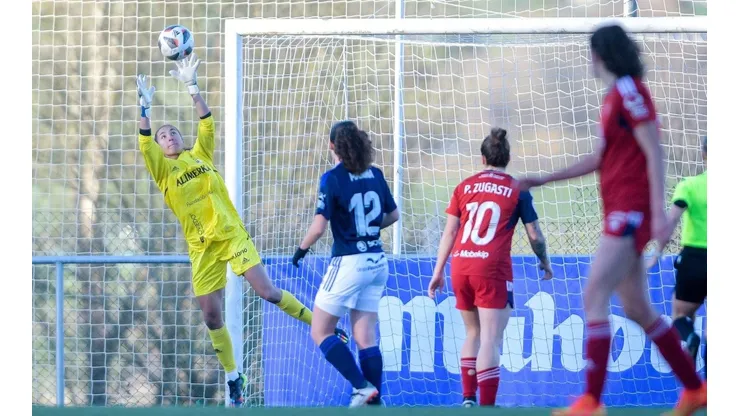 Oviedo empata con Osasuna con el debut de Anto Canales
