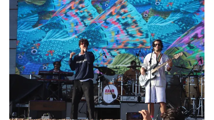 Rayawana en el Surfestival de Pichilemu