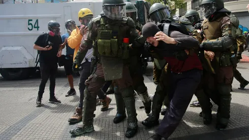 Manifiestaciones en Alameda por inicio de clases.