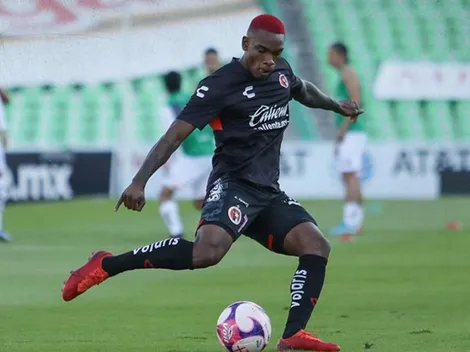 Valdivia da luces de Fabián Castillo: "Es como Martín Rodríguez"