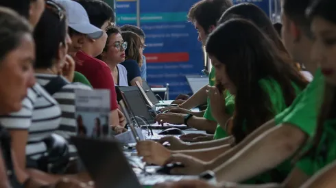 ¿Qué Institutos y CFT están adscritos a la gratuidad?