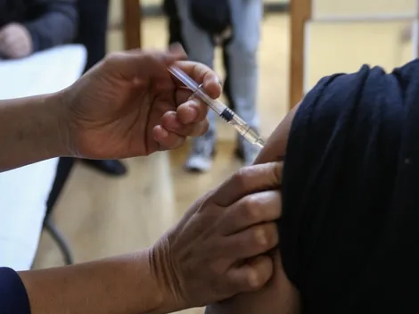 ¿Quiénes pueden vacunarse con la vacuna bivalente?