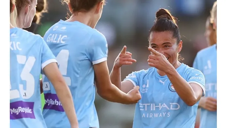 Cote Rojas celebrando un gol en el Melbourne City
