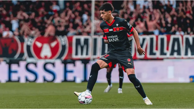 Darío Osorio jugó el primer tiempo en Midtjylland ante Slovan Bratislava.