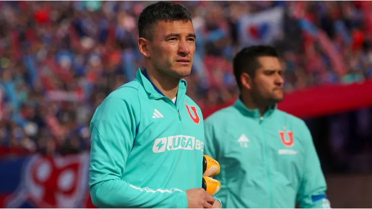 Charles Aránguiz no podrá usar la '20' en la U por lo que resta del 2024.