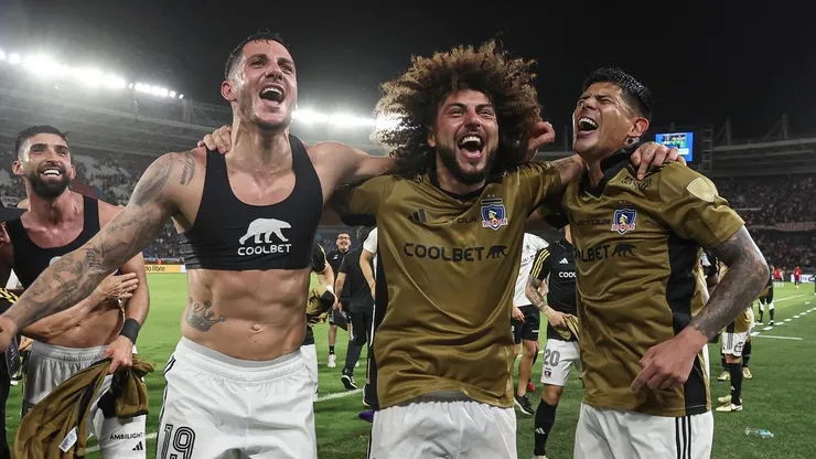 Falcón celebra junto a Castellani y Pavez