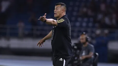 Jorge Almirón se gana el corazón del plantel de Colo Colo.