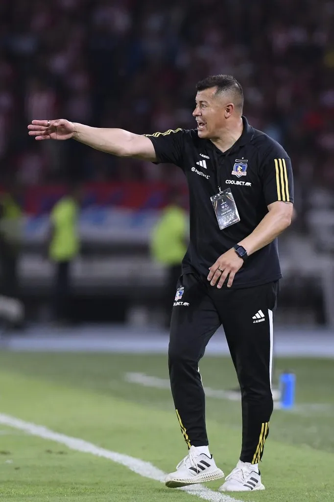 Jorge Almirón llevó a Colo Colo a los cuartos de final de la Copa Libertadores. Foto: Getty Images.