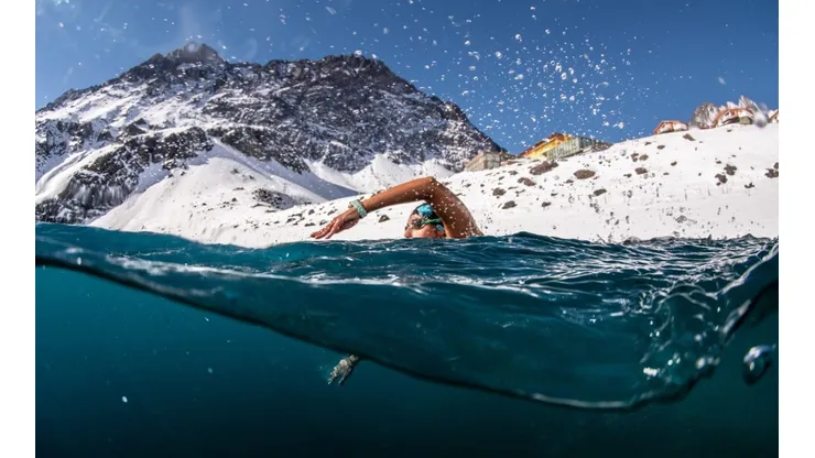 Bárbara Hernández en la Laguna del Inca