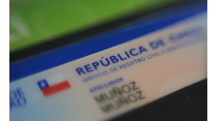 ¿Cuáles son los requisitos para renovar el carnet de identidad?
