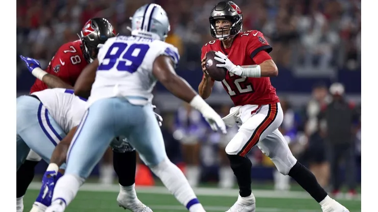 Tom Brady y los Tampa Bay Buccaneers enfrentarán a Dallas Cowboys por la ronda de comodín.