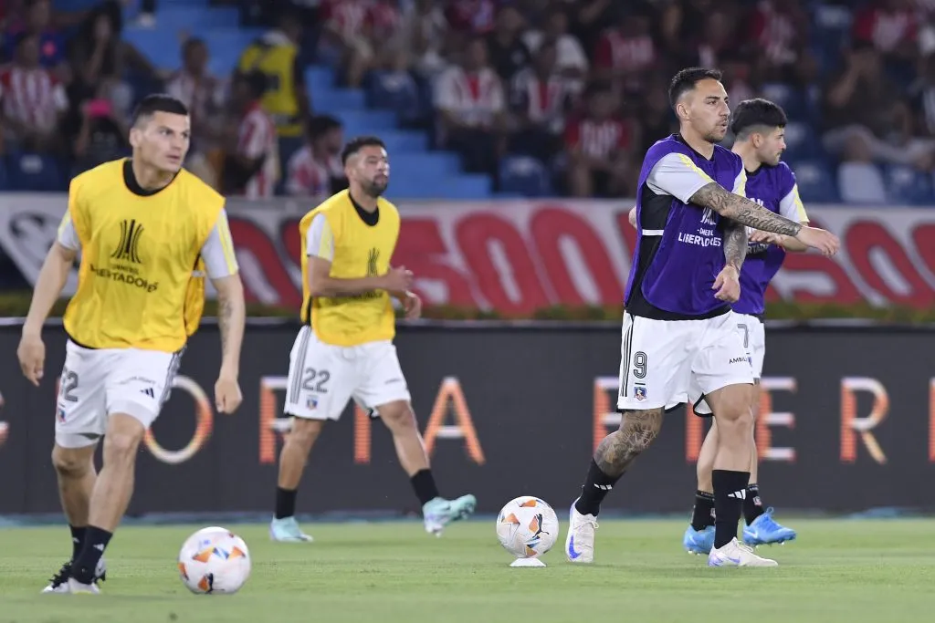 Javier Correa en el calentamiento en Colombia. (Gabriel Aponte/Getty Images).