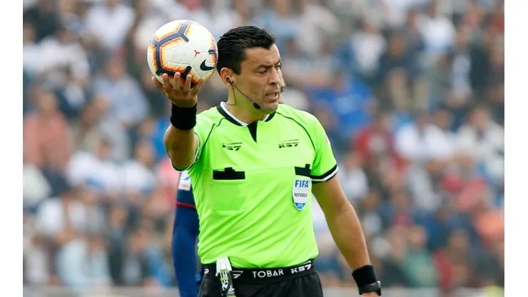 El presidente de los árbitros del fútbol chileno planea implementar varias medidas en el arranque de su mandato.