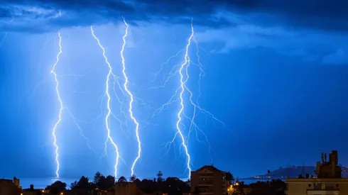 Tormentas eléctricas se pueden registrar en la zona cordillerana de la Región Metropolitana.