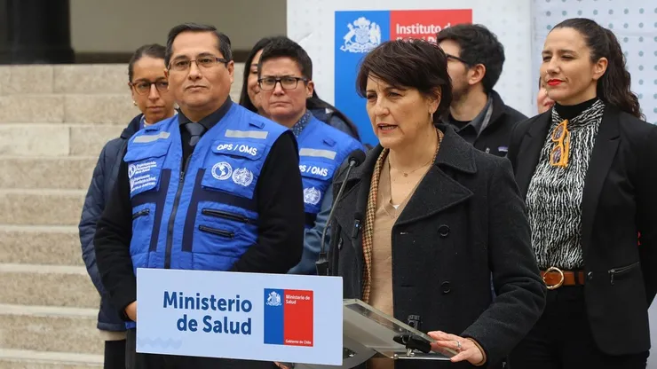 La ministra de Salud, Ximena Aguilera, aborda la emergencia de salud pública por el brote de viruela del mono.