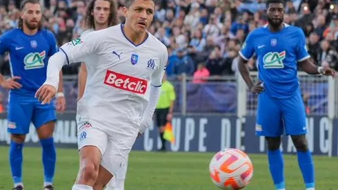Alexis Sánchez remató a lo Panenka y cambió por gol el penal a favor de Marsella en la Copa de Francia