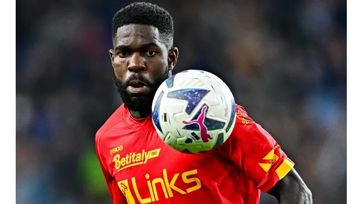 Umtiti fue víctima de cánticos racistas en el fútbol italiano.