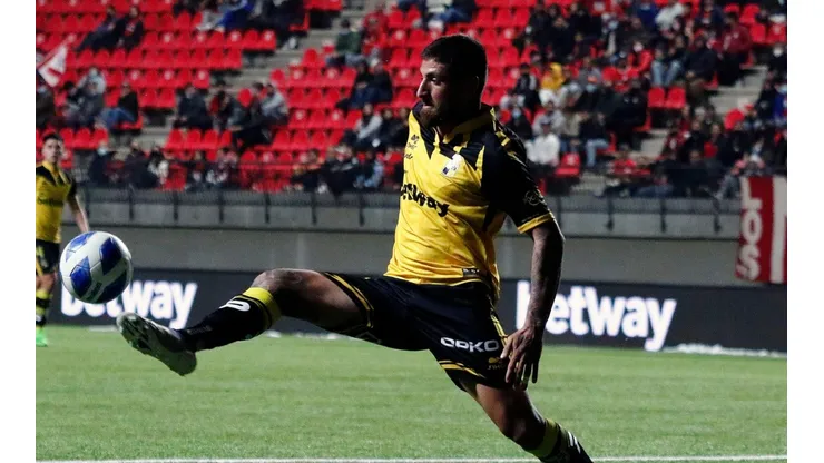 Jeraldino tiene la chance de jugar en el fútbol de España