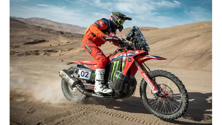 Pablo Quintanilla sigue vivo en su lucha por el Dakar