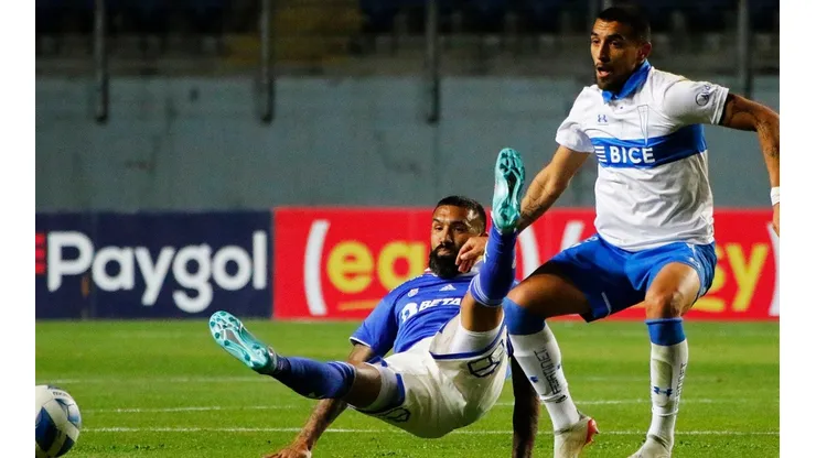 La U y la UC jugaron en 5 estadios diferentes el 2022: San Carlos, Nacional, Valparaíso, Santa Laura y Rancagua