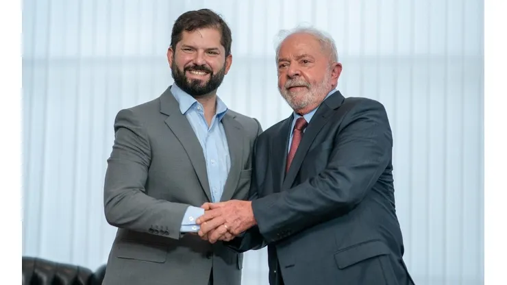 El Presidente Gabriel Boric junto a al mandatario brasileño Luiz Inácio Lula da Silva.