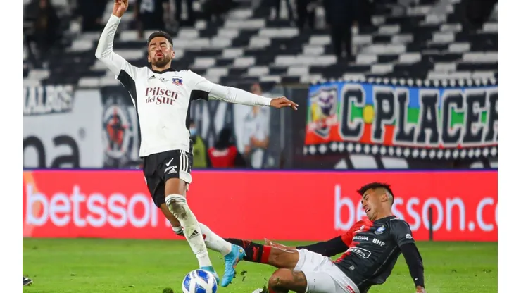 Juan Martín Lucero avisó en Colo Colo que quiere seguir su carrera en el Fortaleza de Brasil.