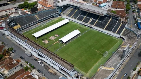 Santos ensayando el funeral de Pelé