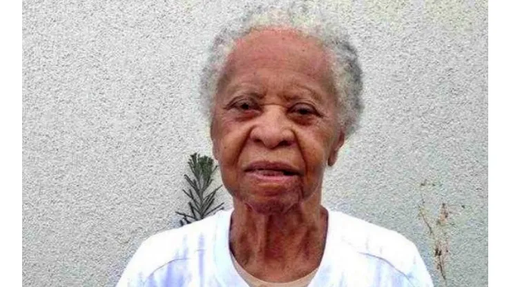 Celeste, la madre de Pelé, ha tenido que asumir un perfil público producto de la figuración de O Rei